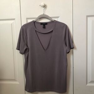 Forever21 open V tee